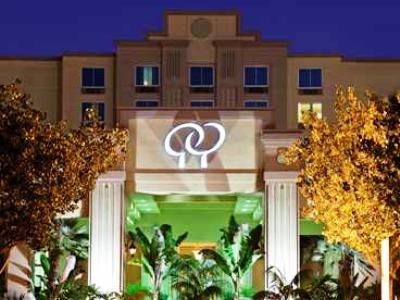 Hotel Doubletree By Hilton Angeles/commerce 4*