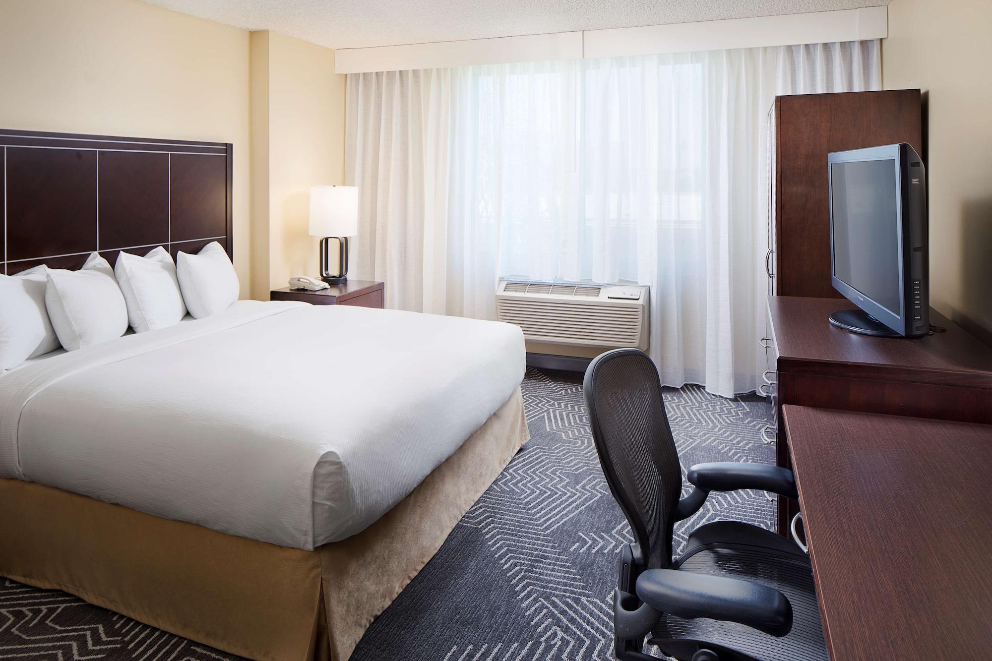 Doubletree By Hilton Angeles/commerce Commerce