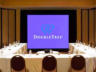 Doubletree By Hilton Angeles/commerce Hotel