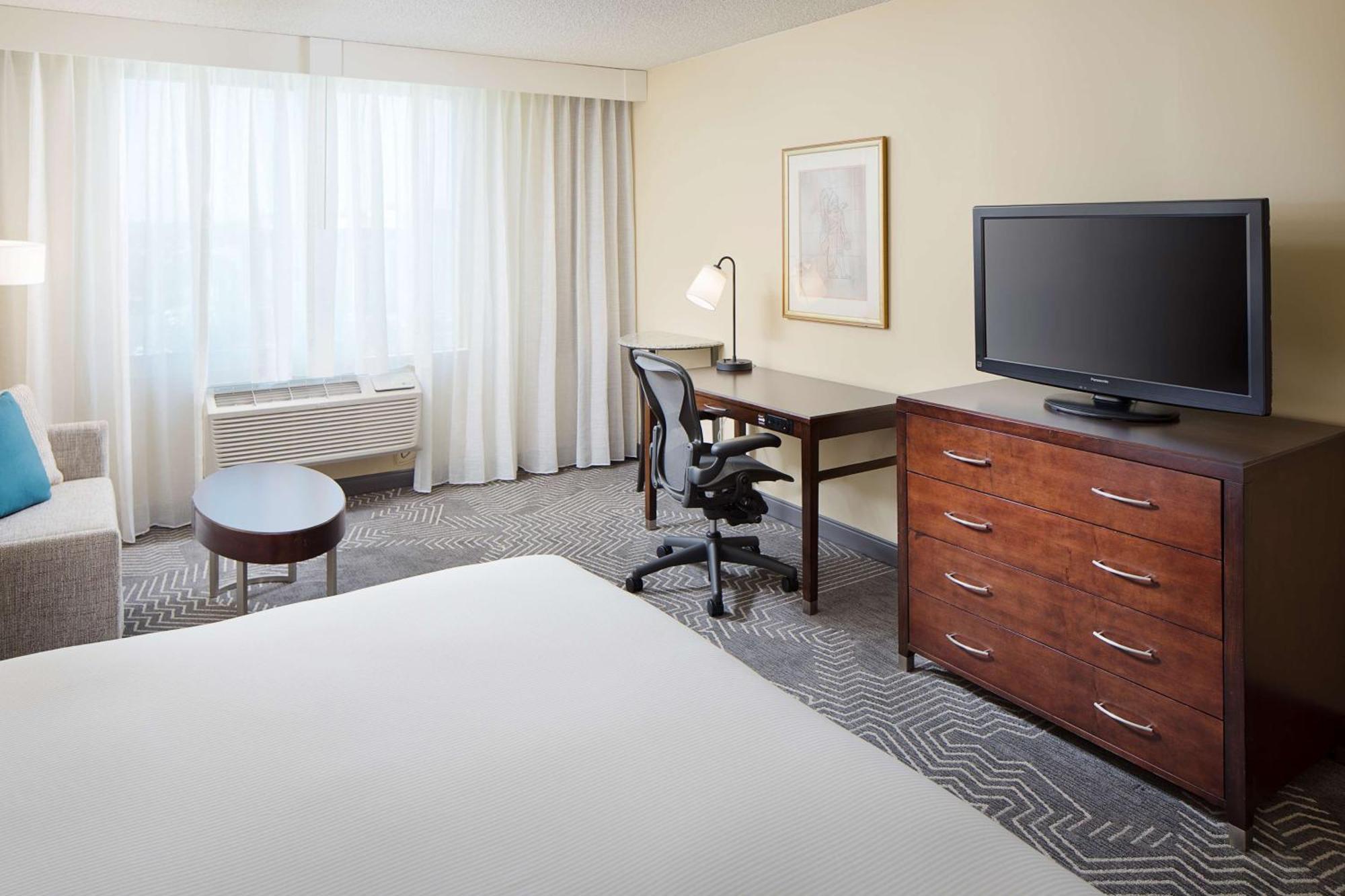 Doubletree By Hilton Angeles/commerce Hotel Commerce