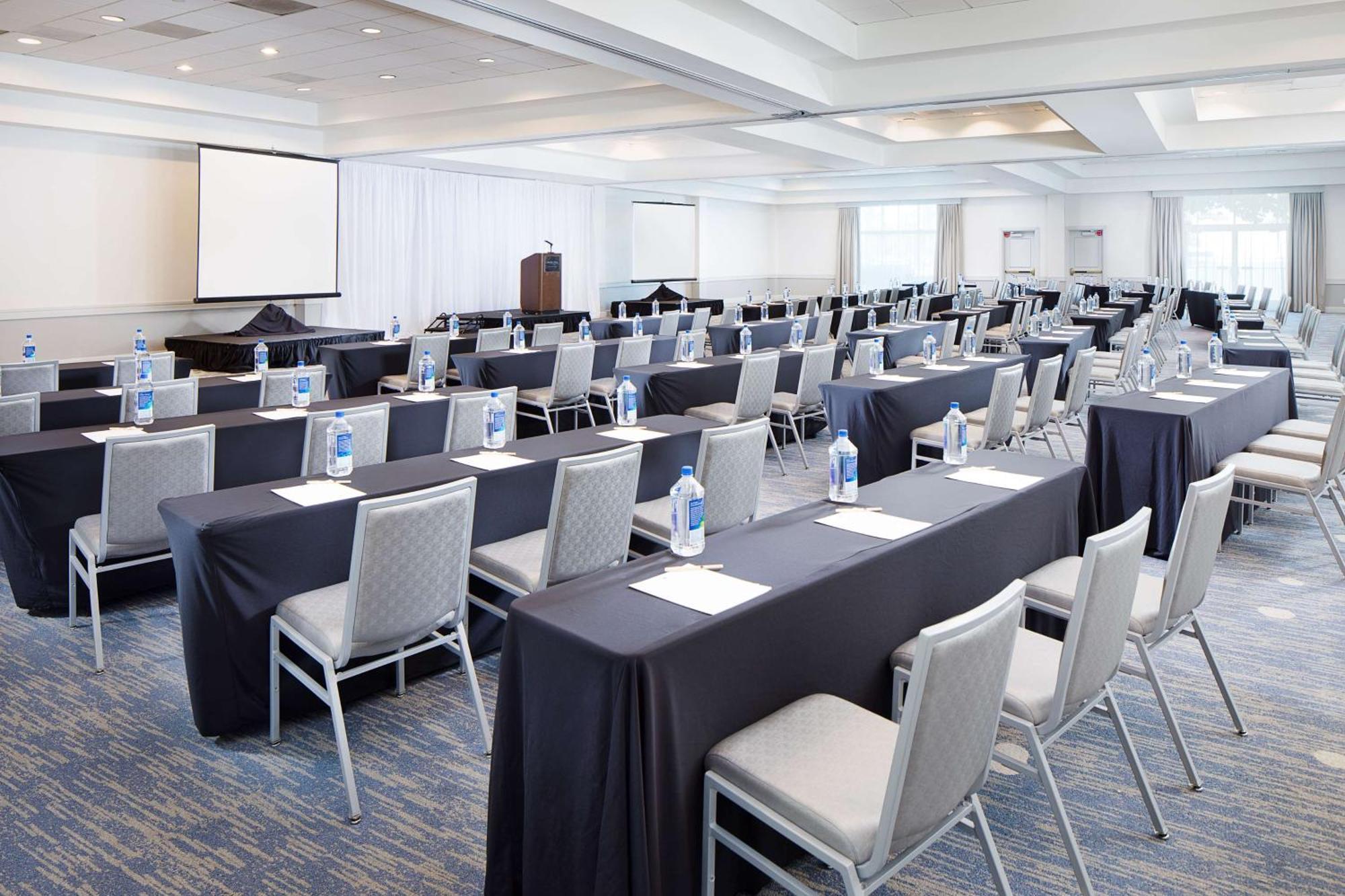 Doubletree By Hilton Angeles/commerce 4*