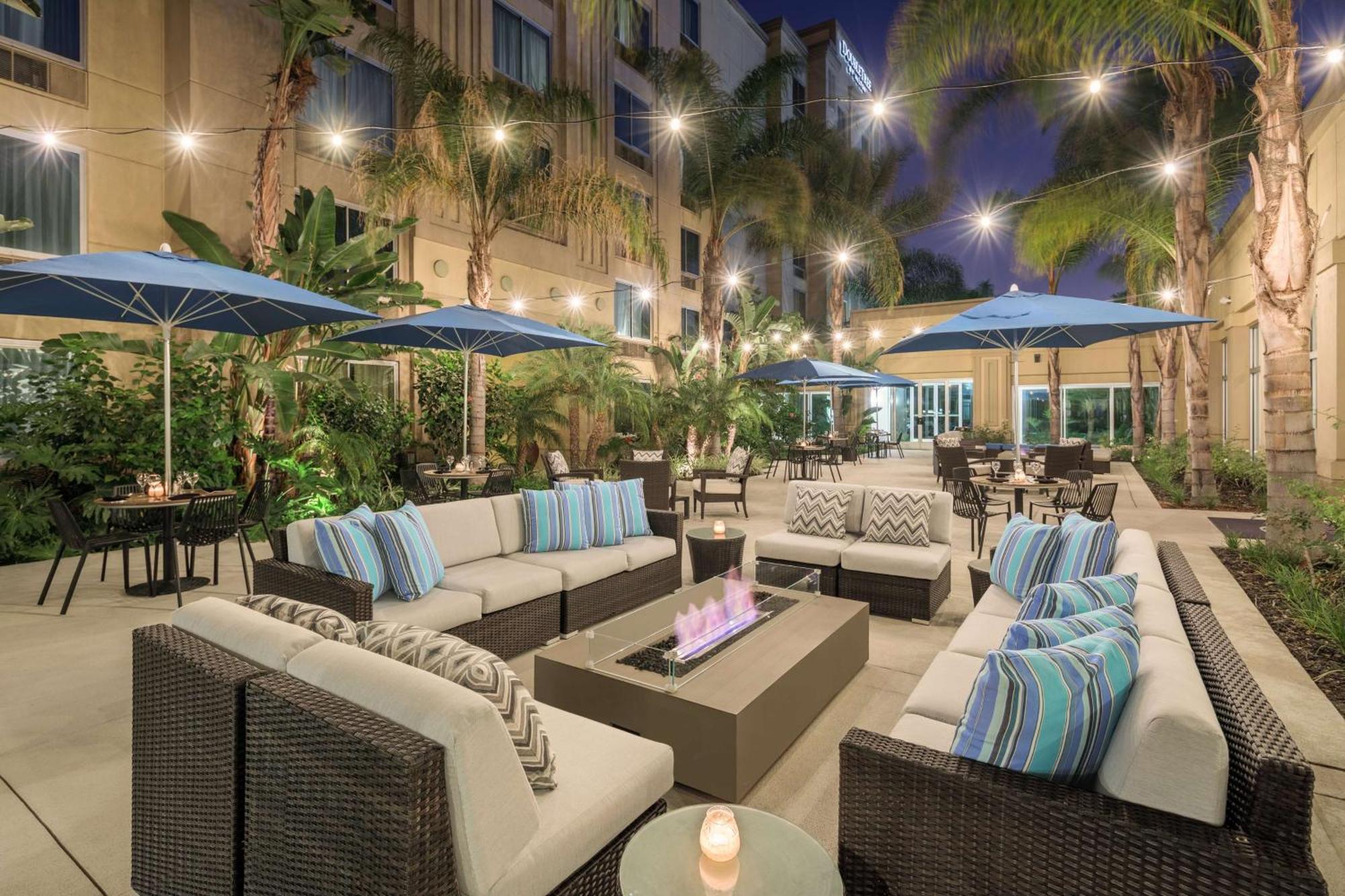 Hotel Doubletree By Hilton Angeles/commerce
