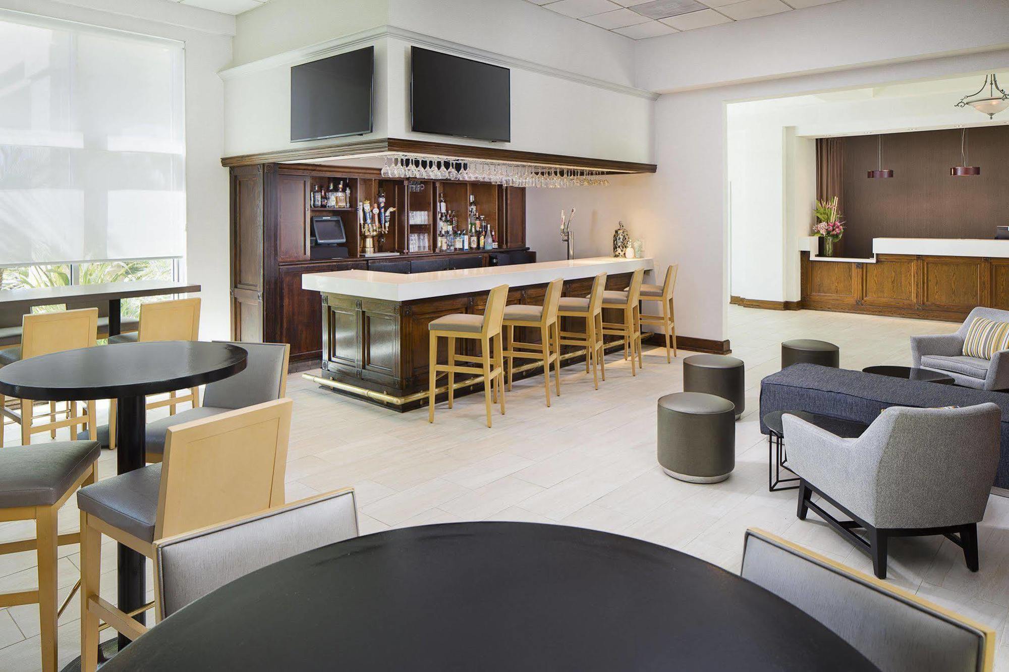 Doubletree By Hilton Angeles/commerce 4* Commerce